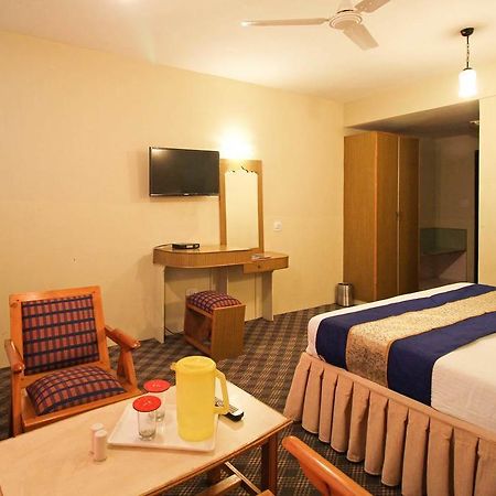 Hotel Welcome Residency Srinagar  Exterior photo